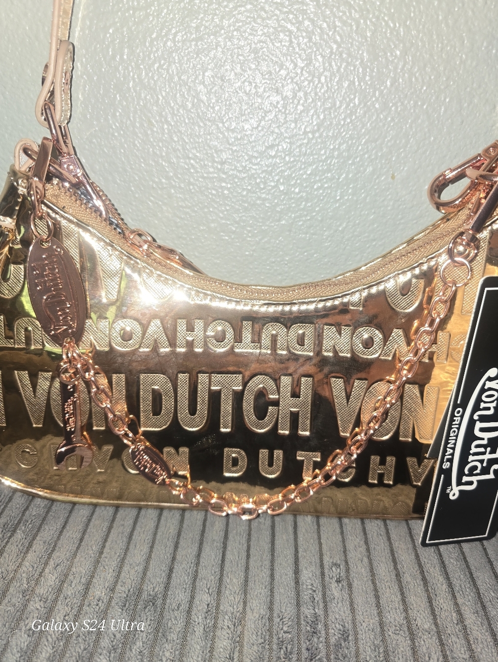 Nwt Von Dutch Rose Gold Reflective Shoulder Bag New - Picture 2 of 4